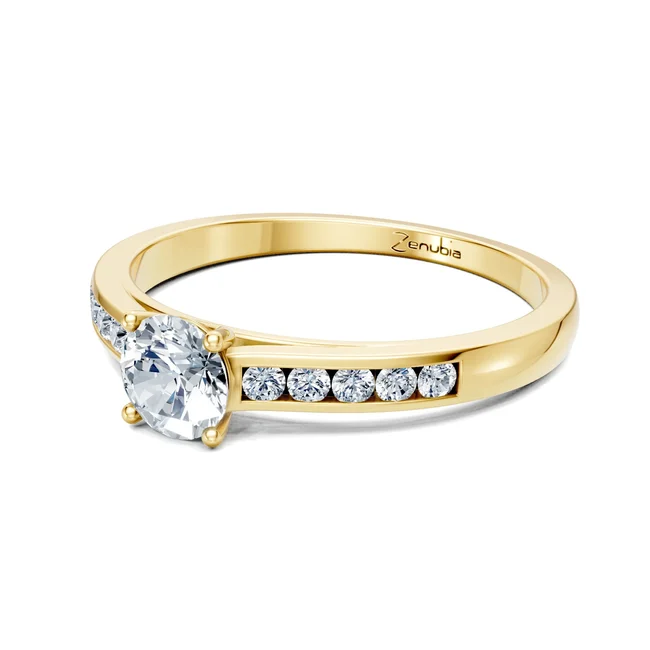 Zenubia_Schmuck_Winterthur_Verlobungsring_JULIE_side_Gelbgold