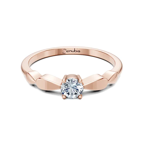 Zenubia_Schmuck_Winterthur_Verlobungsring_LATOYA_front_Rosegold