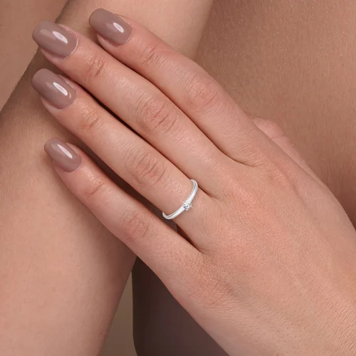 Zenubia_Schmuck_Winterthur_Zürich_Verlobungsring_Lisa-WG-1