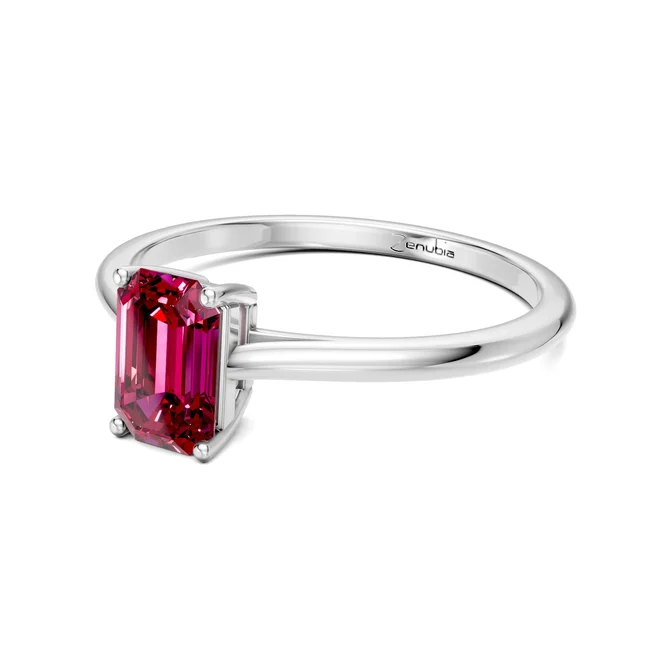 Zenubia_Schmuck_Winterthur_Verlobungsring_FLAVIA_side_Weissgold