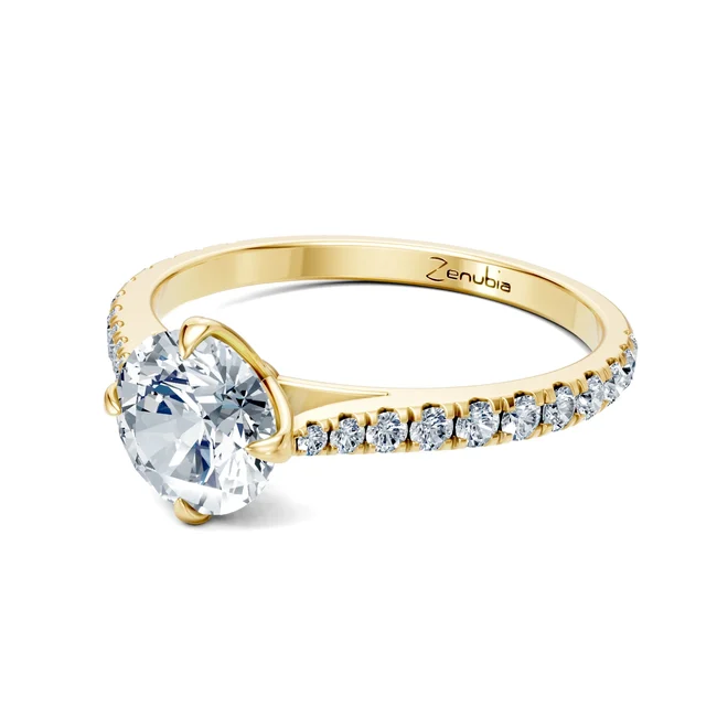 Zenubia_Schmuck_Winterthur_Verlobungsring_SUZANA_2_SPEZIALSCHLIFF_side_Gelbgold