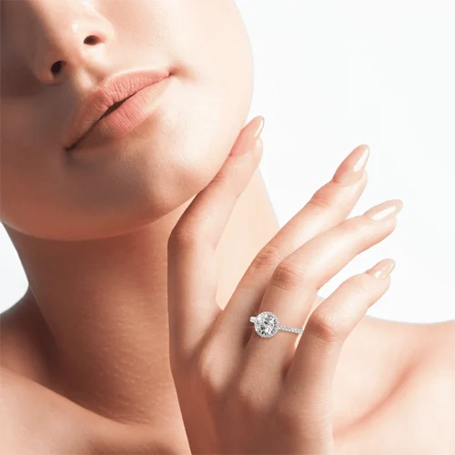 zenubia_schmuck_winterthur_zuerich_verlobungsringe_sophia ld_wg_hand-1