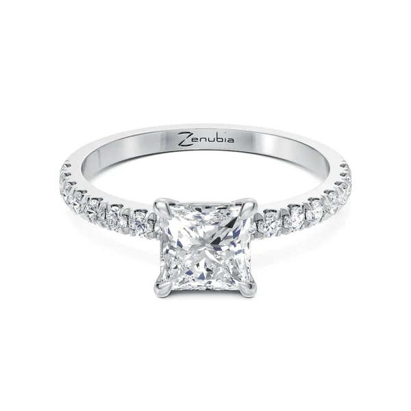 Zenubia_Schmuck_Winterthur_Verlobungsring_AXENIA_front_Weissgold