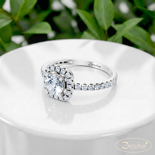 Leonora_PodestNormalWEISS_LEONORA_Verlobungsring_Zenubia_Weissgold_Podest