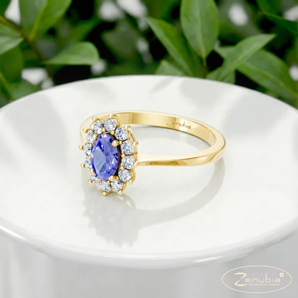 Masha_PodestNormalGELB_MASHA_Verlobungsring_Zenubia_Gelbgold_Podest