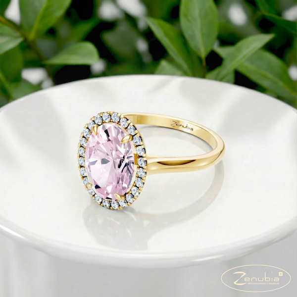 Zelia_PodestNormalGELB_ZELIA_Verlobungsring_Zenubia_Gelbgold_Podest