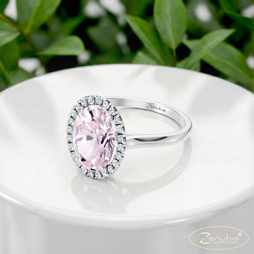 Zelia_PodestNormalWEISS_ZELIA_Verlobungsring_Zenubia_Weissgold_Podest