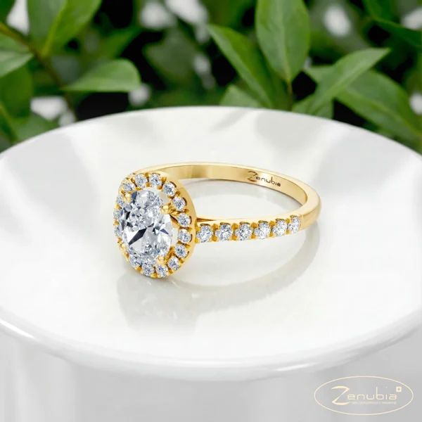 ALEXANDRA_LD_podest_Gelbgold
