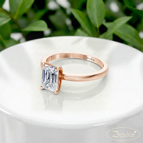 ANASTASIA_LD_podest_Rosegold