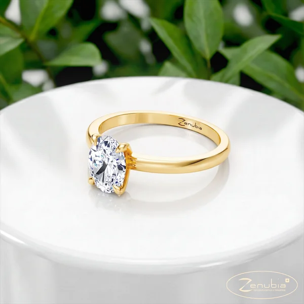 Adela_podium_Zenubia_Schmuck_Winterthur_Verlobungsring_Adela_podium_0002