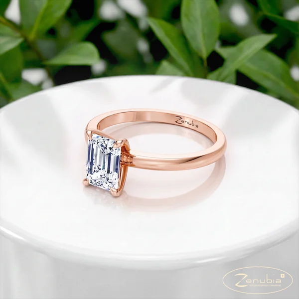 Anastasia_podium_Zenubia_Schmuck_Winterthur_Verlobungsring_Anastasia_podium_0021