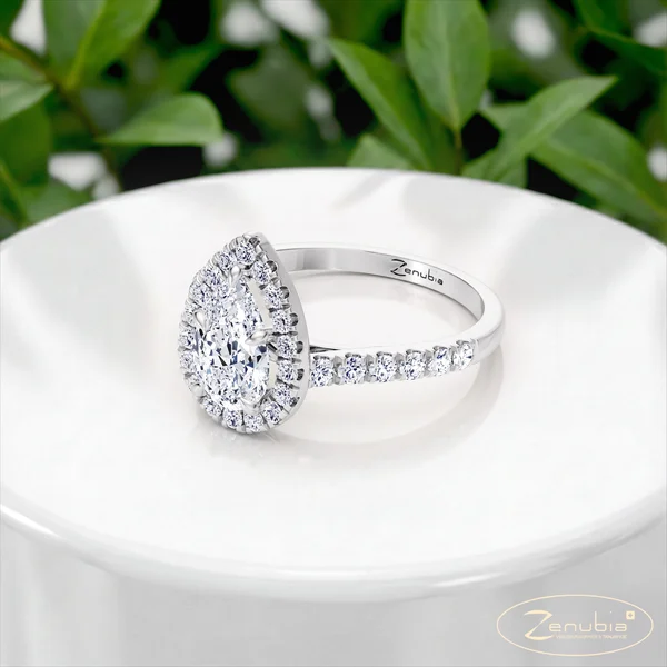 Ariana_podium_Zenubia_Schmuck_Winterthur_Verlobungsring_Ariana_podium_0025-1